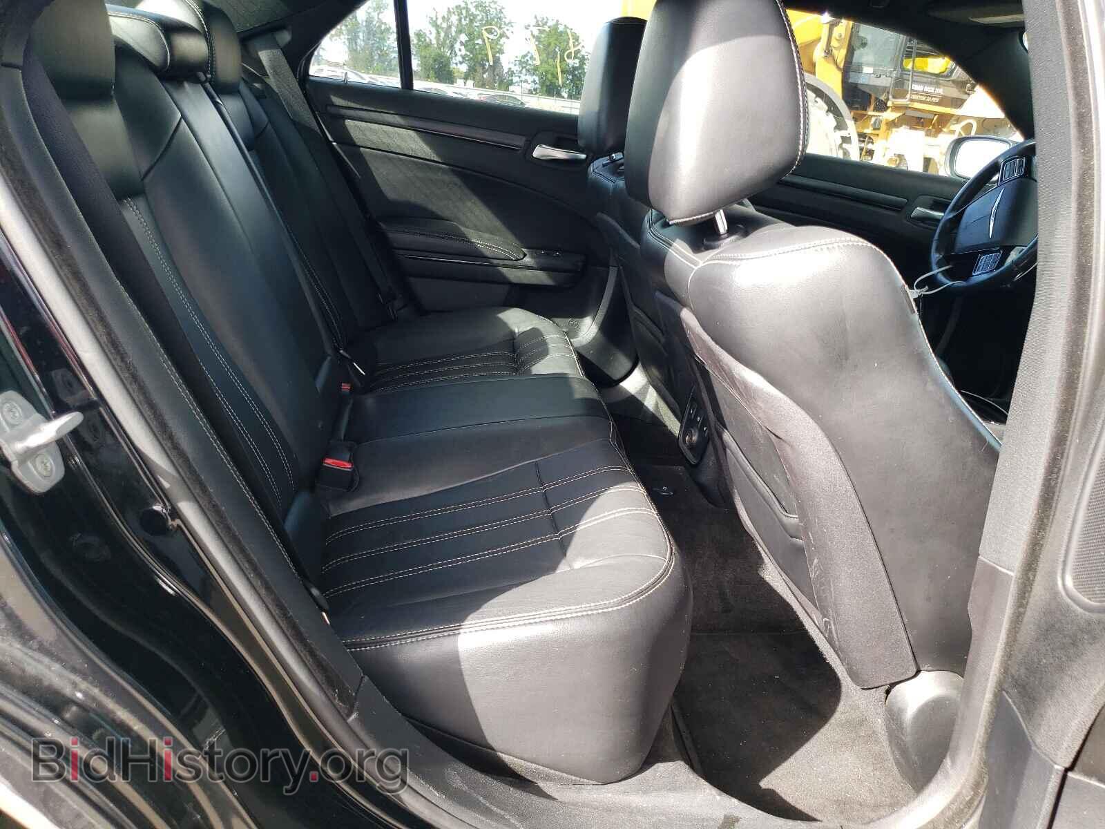 2012 CHRYSLER 300 - VIN: 2C3CCABG4CH256909 - Фото 6