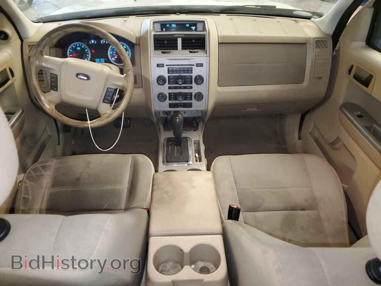 2010 FORD ESCAPE - VIN: 1FMCU0D70AKD37942 - Фото 8