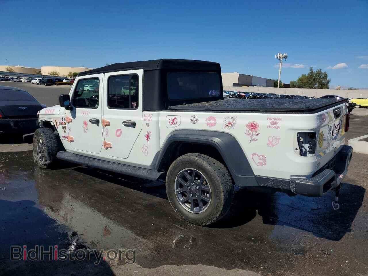 2020 JEEP GLADIATOR - VIN: 1C6HJTAG1LL131364 - Photo 2
