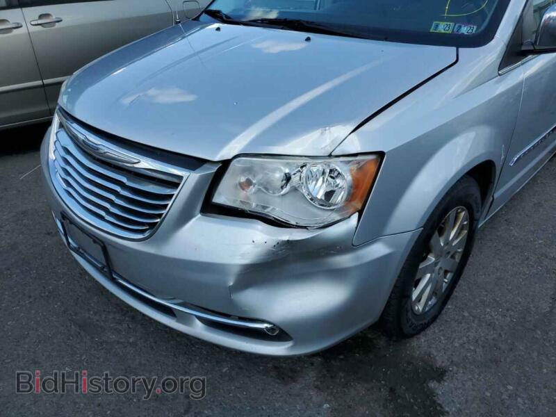 2011 Chrysler MINIVAN (VIN 2A4RR8DG0BR635662) — photo 9 of 10