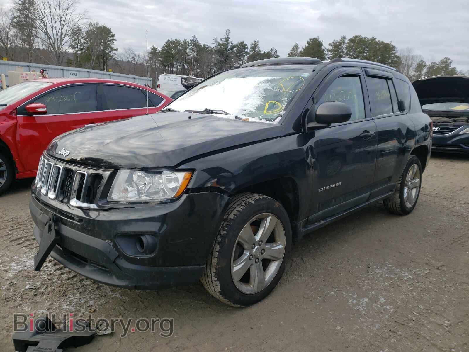 2011 JEEP COMPASS - VIN: 1J4NF5FB8BD163852 - Photo 2