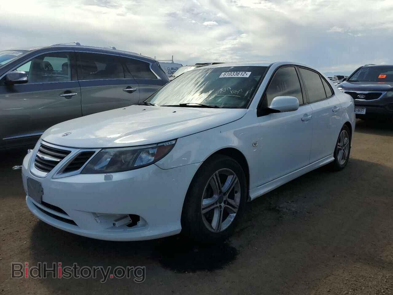 2011 SAAB 9 3 - VIN: YS3FA4BY4B1309610 - Photo 2