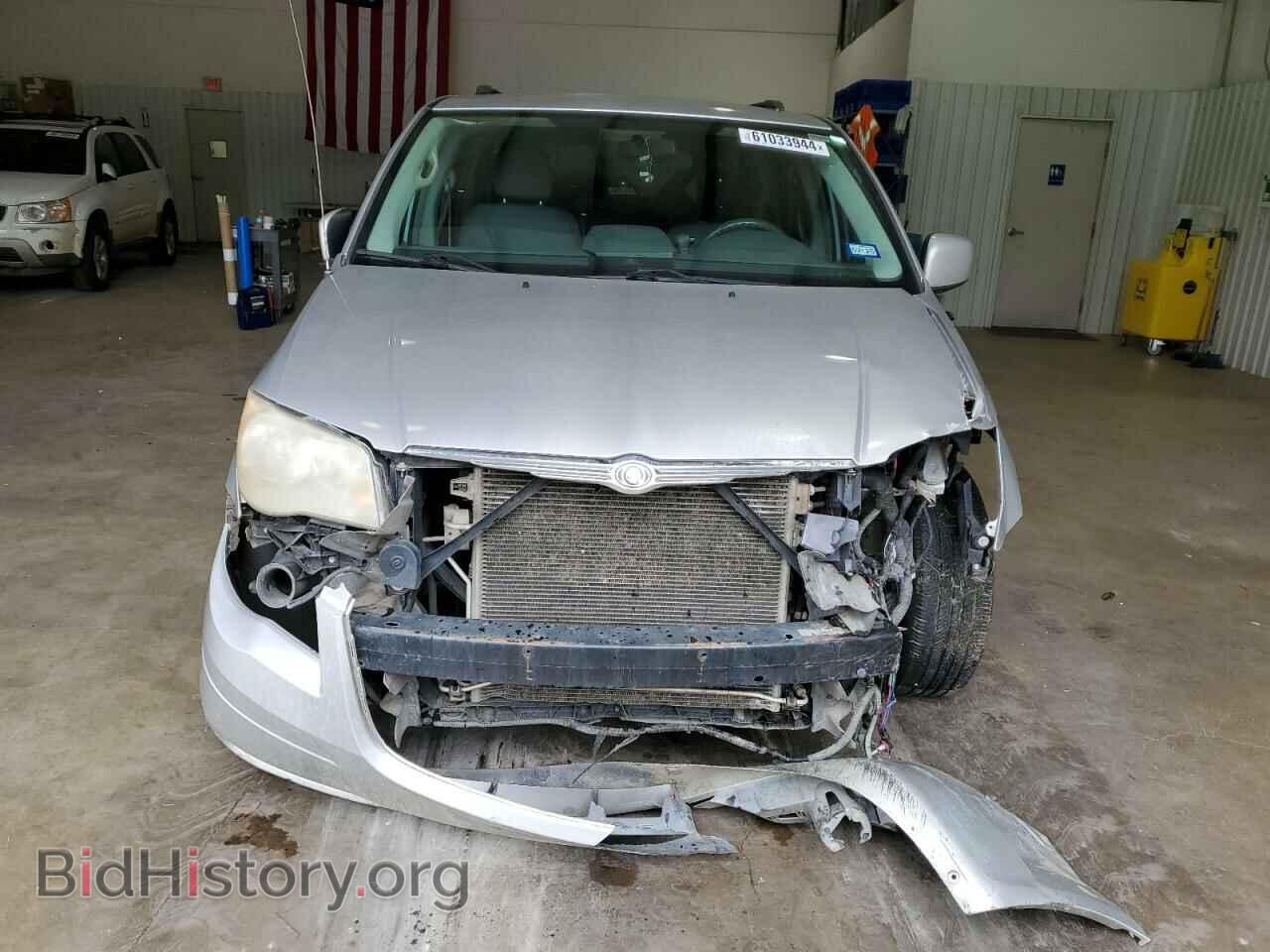 2010 CHRYSLER MINIVAN - VIN: 2A4RR5D16AR492550 - Фото 5
