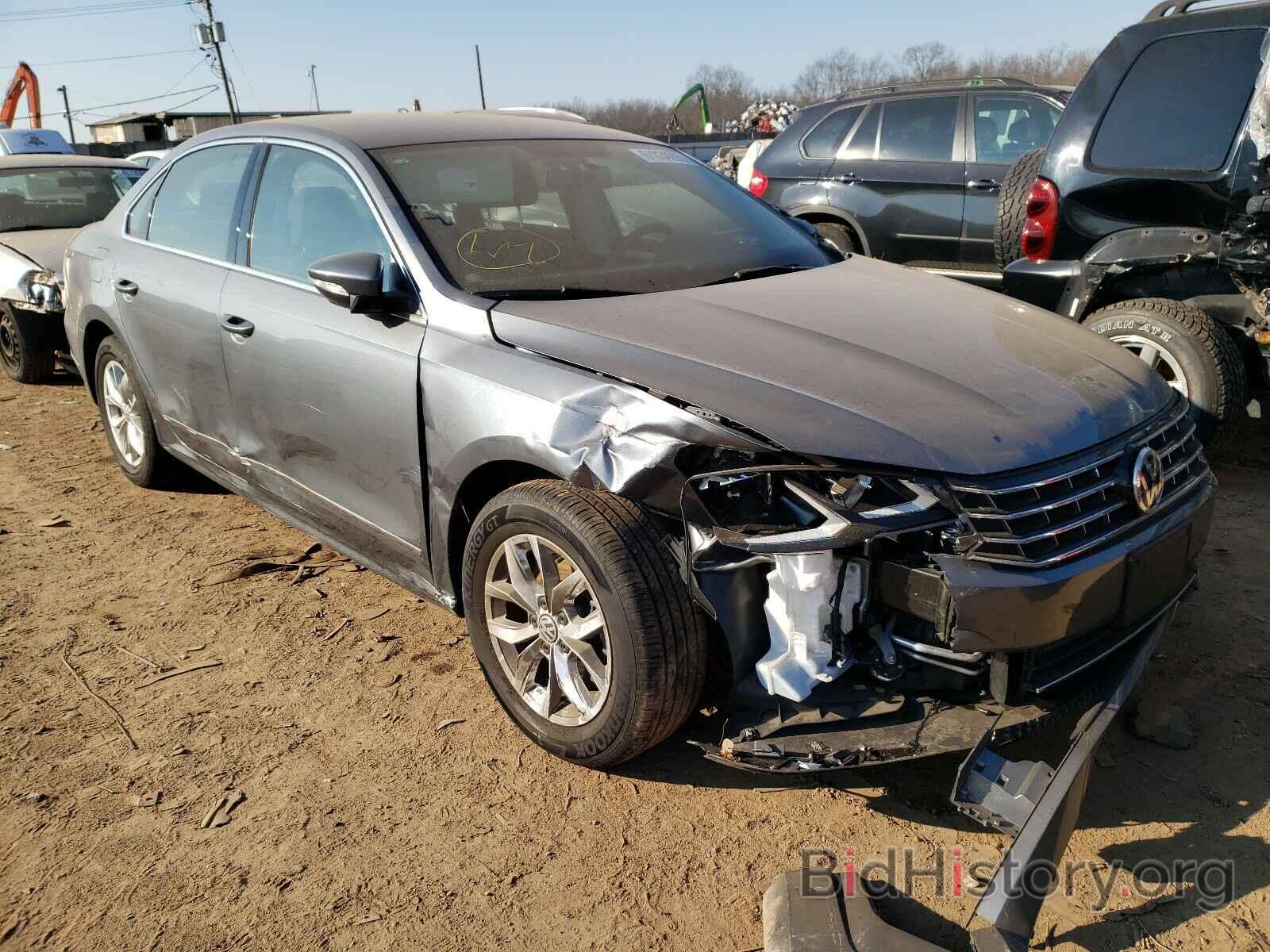 Photo 1VWAT7A36HC054827 - VOLKSWAGEN PASSAT 2017