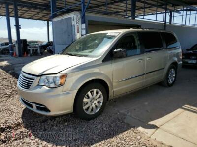 2015 Chrysler MINIVAN Touring, silver — VIN 2C4RC1BG9FR515219, Copart