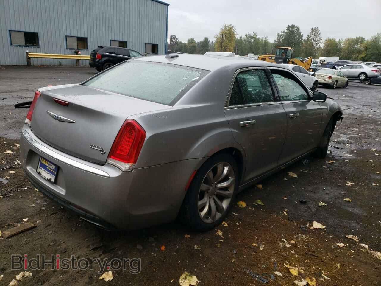 2017 CHRYSLER 300 - VIN: 2C3CCAEG8HH645863 - Фото 4