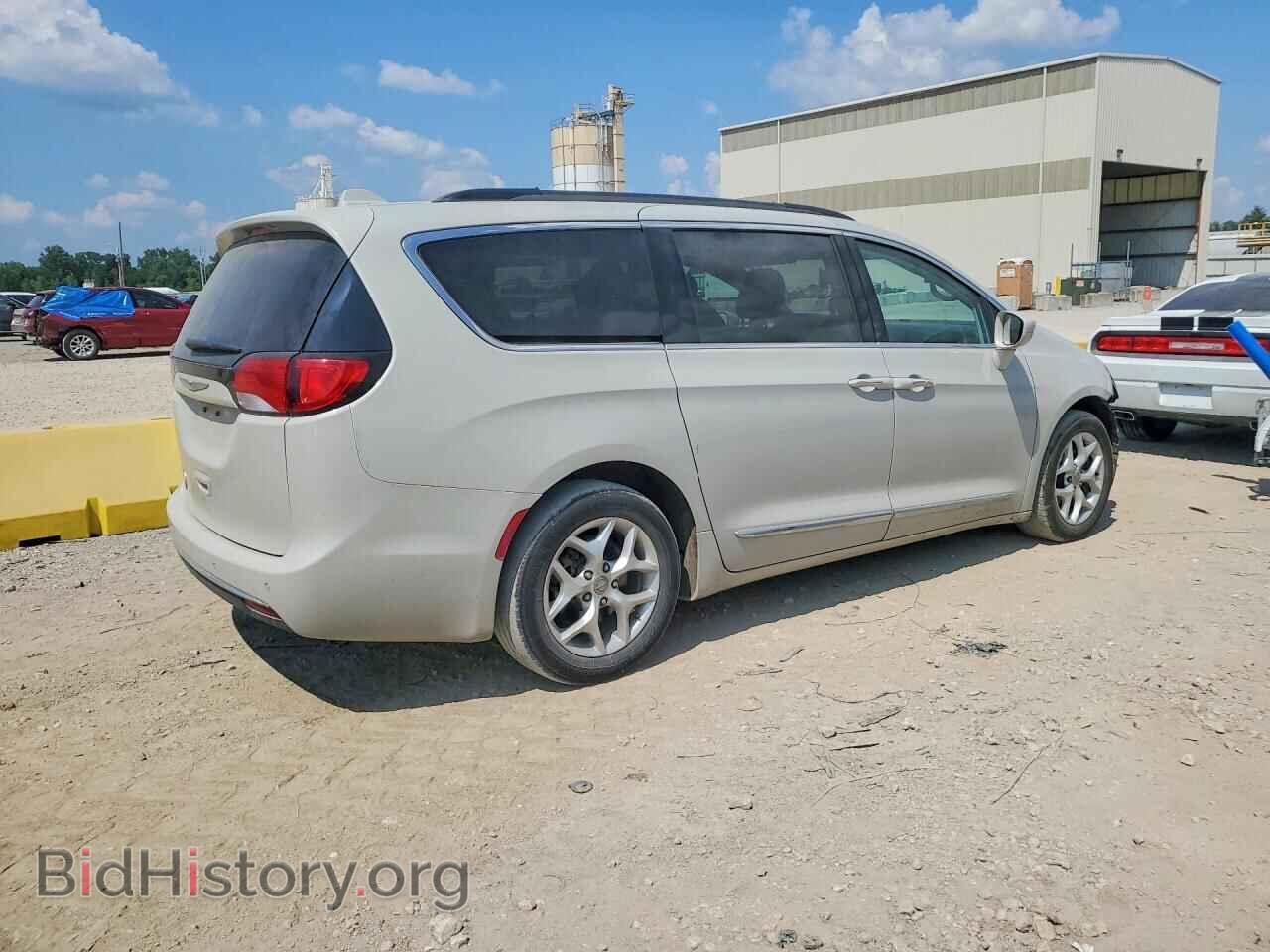 2017 CHRYSLER PACIFICA - VIN: 2C4RC1BG9HR656794 - Photo 3