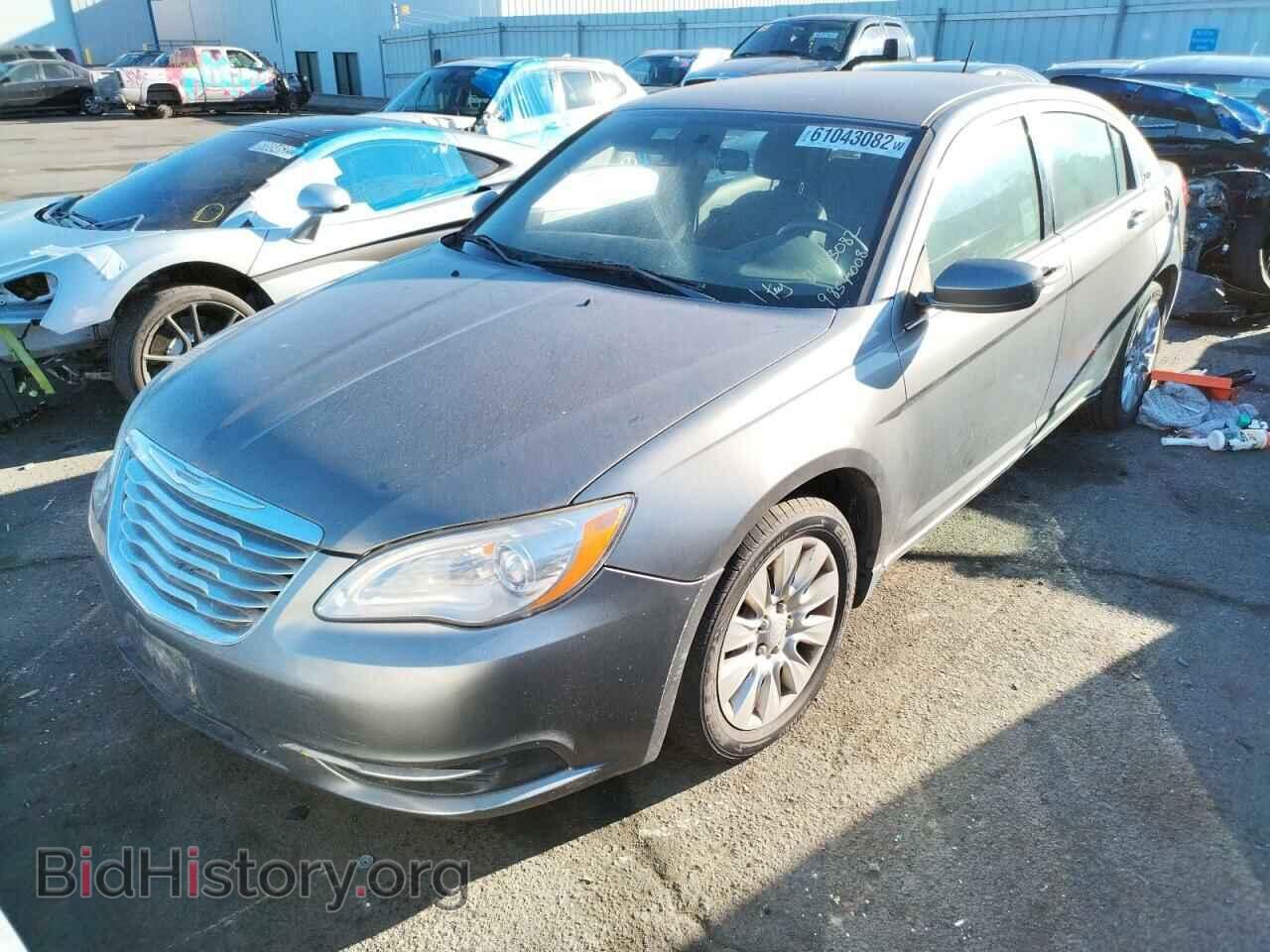 2012 CHRYSLER 200 - VIN: 1C3CCBAB9CN166948 - Фото 2