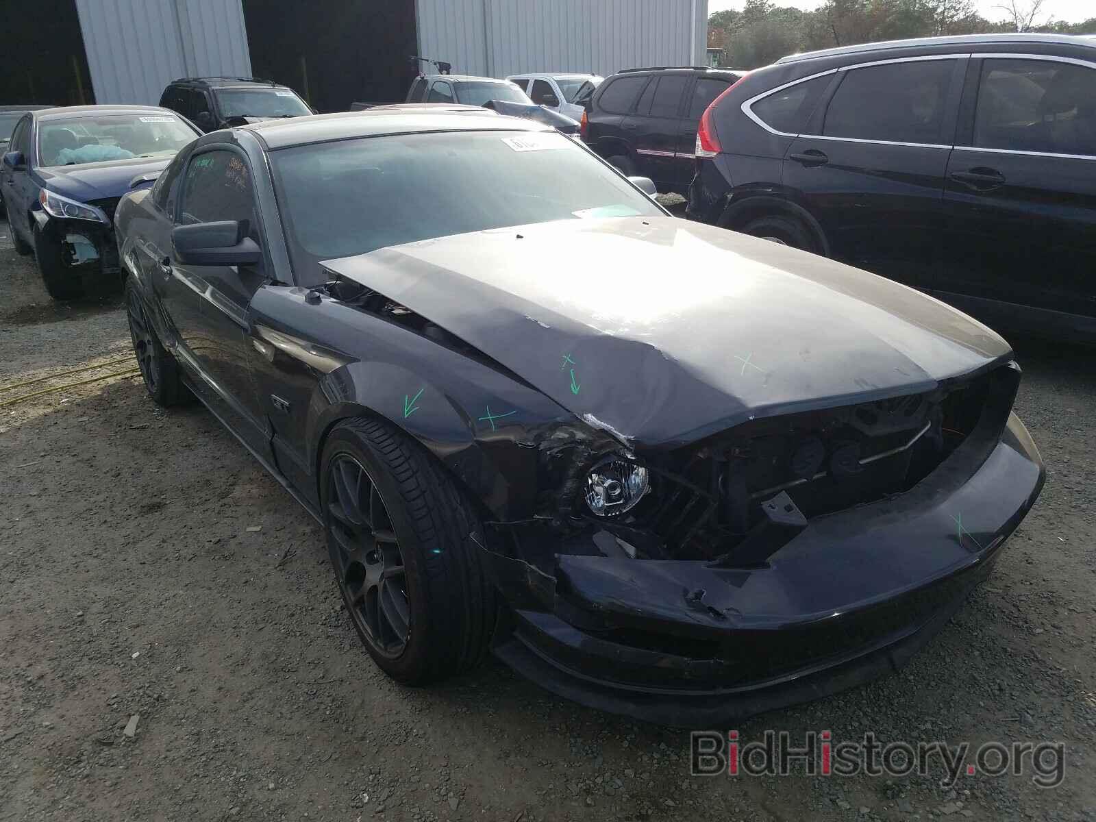Photo 1ZVHT82H785114035 - FORD MUSTANG 2008