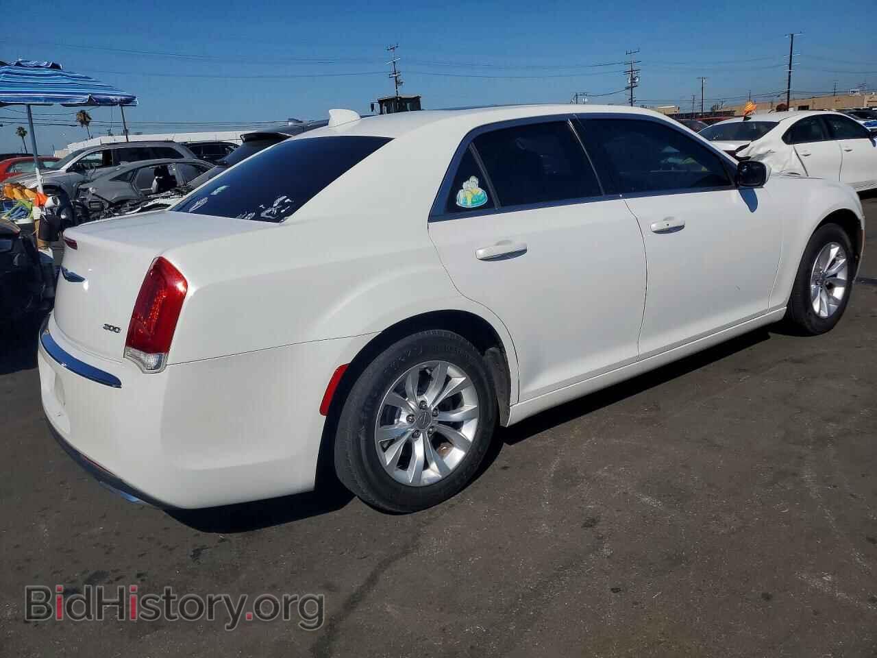2015 CHRYSLER 300 - VIN: 2C3CCAAG5FH785775 - Photo 3