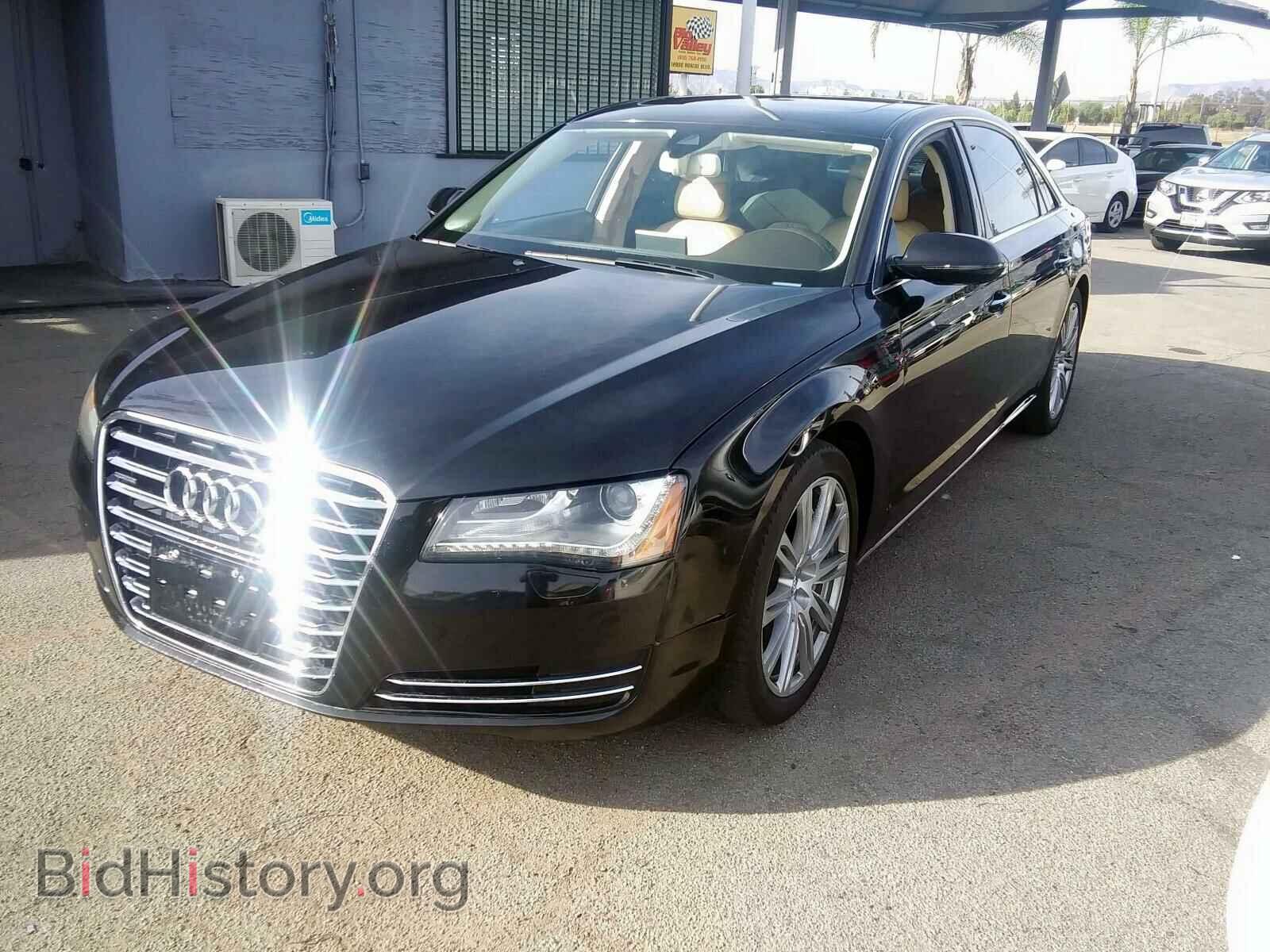 2011 AUDI A8 - VIN: WAURVAFD6BN004002 - Фото 2