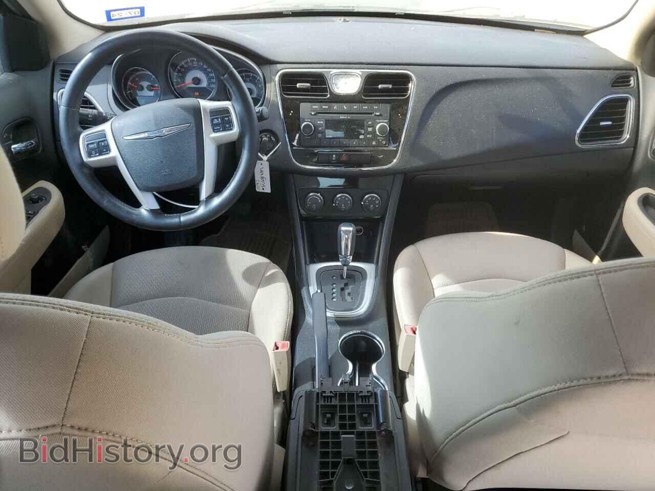 2011 CHRYSLER 200 - VIN: 1C3BC1FG8BN570042 - Фото 8