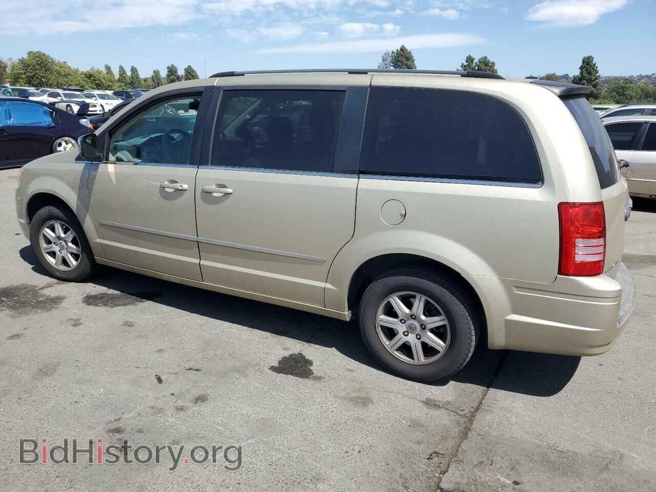2010 CHRYSLER MINIVAN - VIN: 2A4RR5D13AR257765 - Фото 2