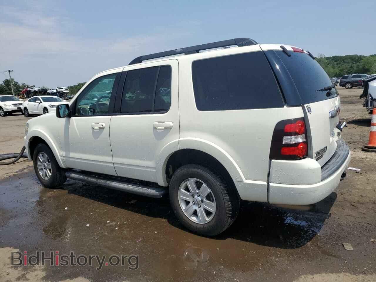 2010 FORD EXPLORER - VIN: 1FMEU7DE2AUA48971 - Photo 2