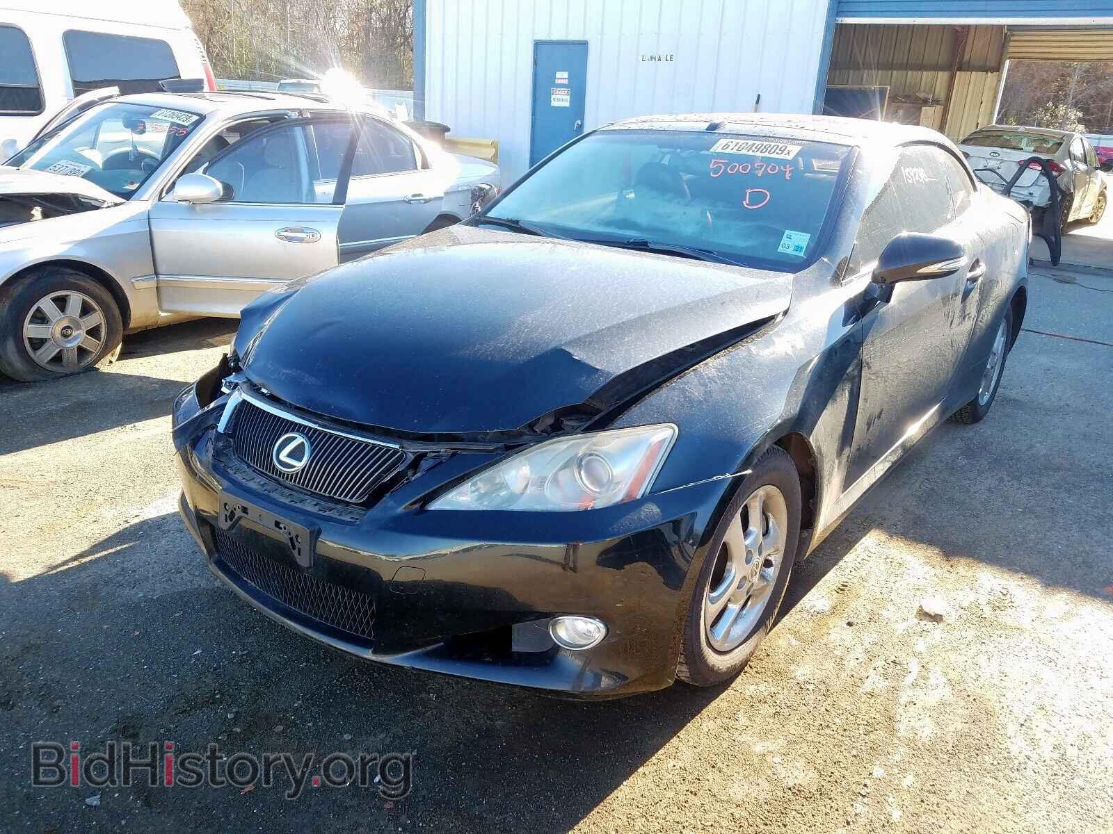 2010 LEXUS IS - VIN: JTHFF2C26A2500704 - Photo 2