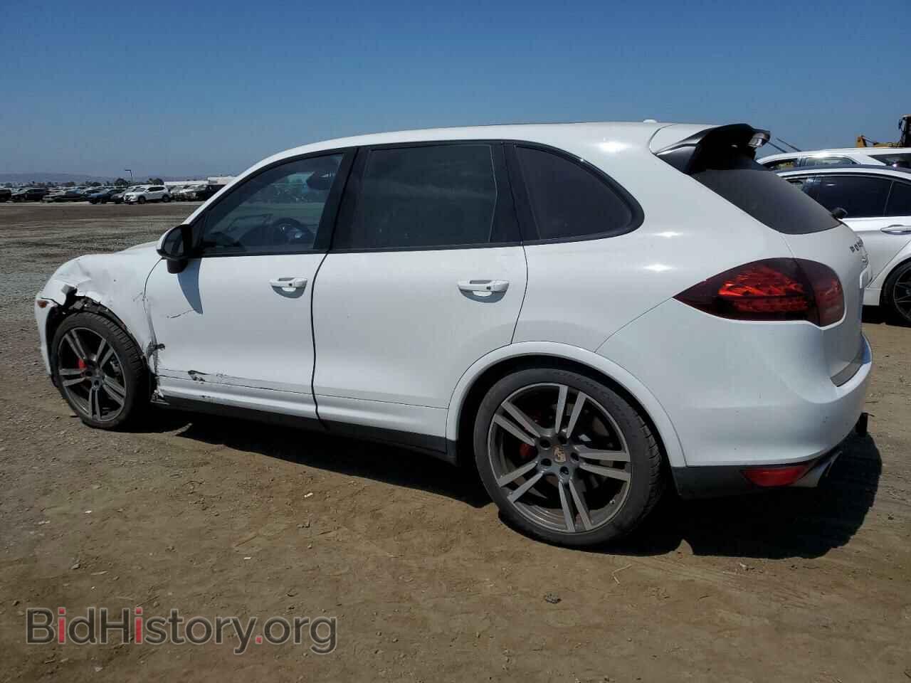 2013 PORSCHE CAYENNE - VIN: WP1AC2A23DLA91355 - Фото 2