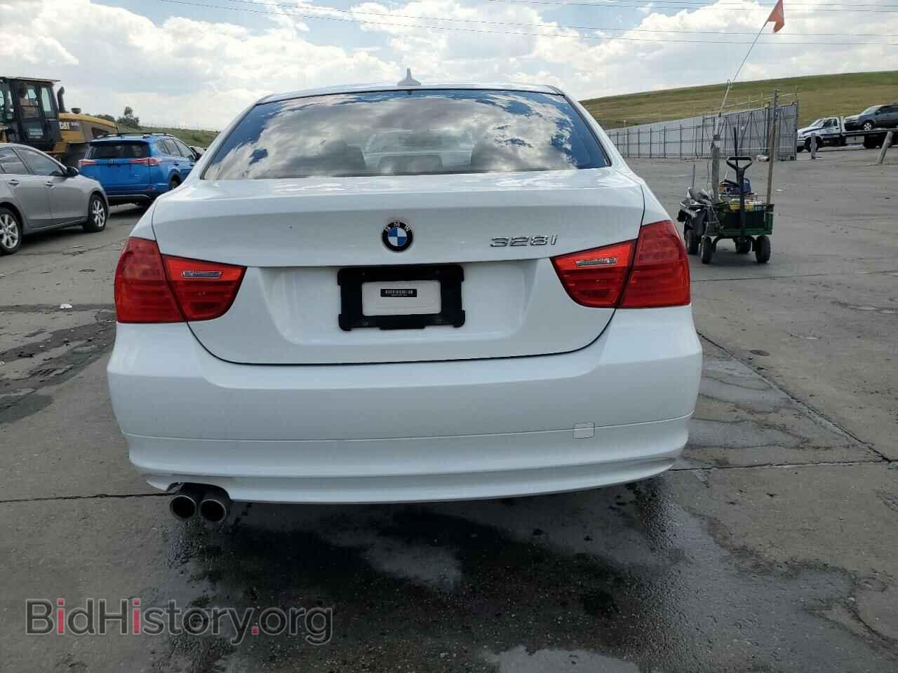 2011 BMW 3 SERIES - VIN: WBAPK5C56BF123957 - Фото 6
