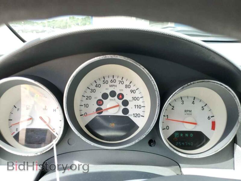 2007 Dodge CALIBER (VIN 1B3HB48B67D544369) — фото 9 из 12
