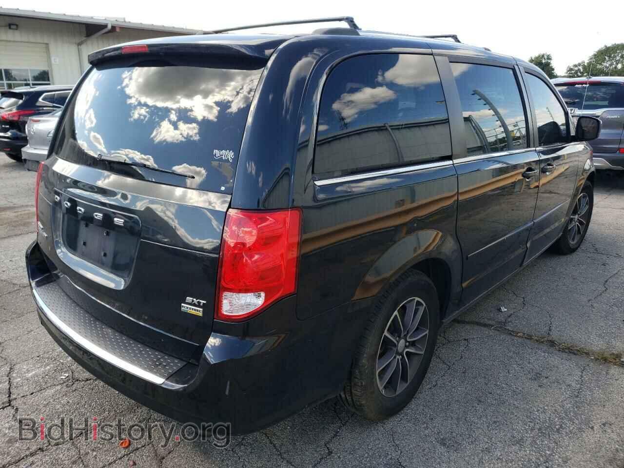 2017 DODGE CARAVAN - VIN: 2C4RDGCG9HR807955 - Фото 4