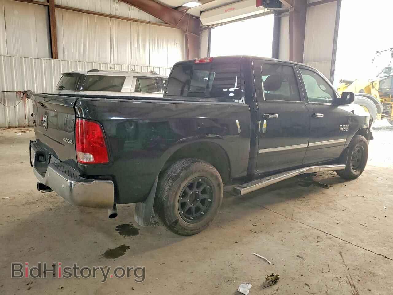 2018 RAM 1500 - VIN: 3C6RR7LG2JG230707 - Фото 3