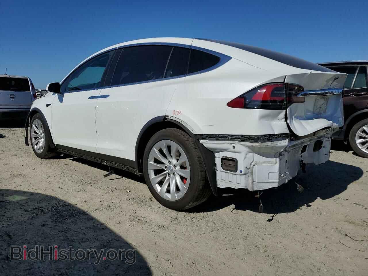 2019 TESLA MODEL X - VIN: 5YJXCDE4XKF196848 - Фото 2