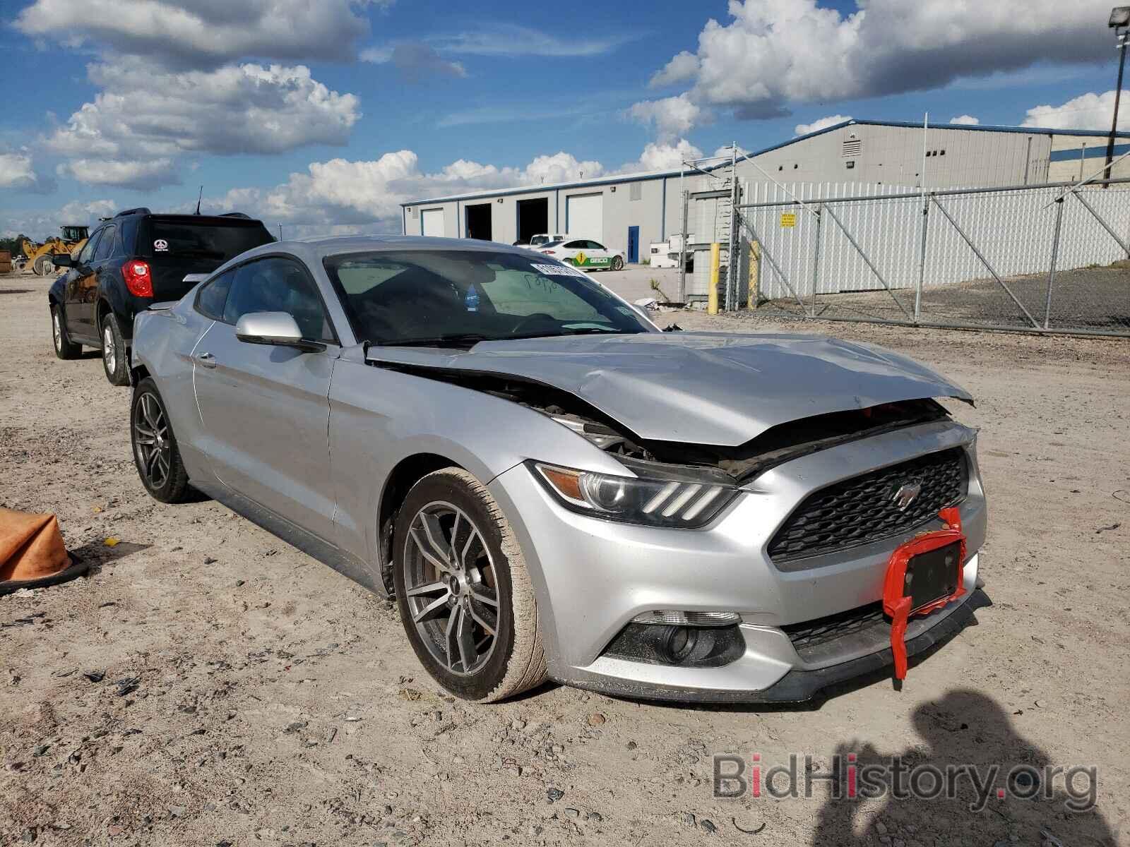 Photo 1FA6P8TH8F5315006 - FORD MUSTANG 2015