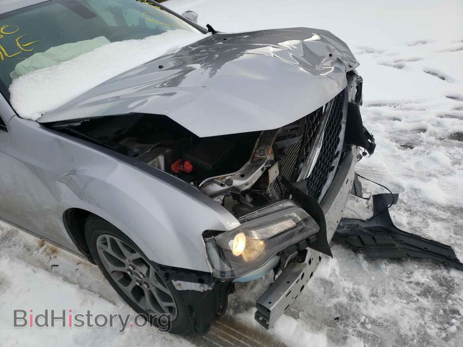 2016 CHRYSLER 300 - VIN: 2C3CCAGG0GH253245 - Фото 9