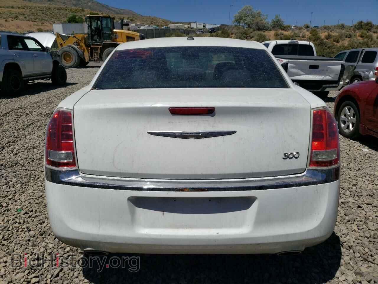 2014 CHRYSLER 300 - VIN: 2C3CCAAG3EH287217 - Фото 6