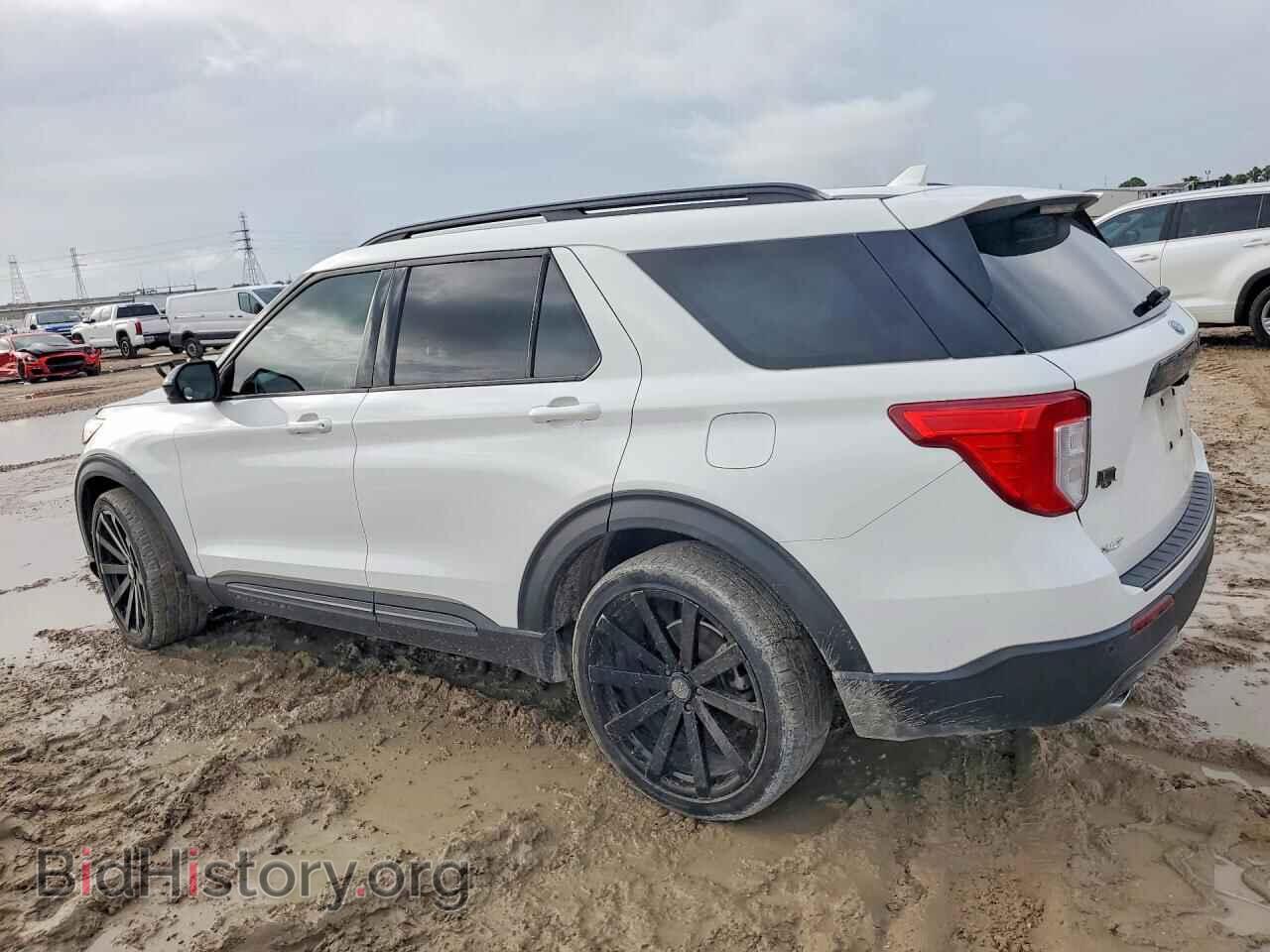 2022 FORD EXPLORER - VIN: 1FMSK7DH1NGB09573 - Photo 2