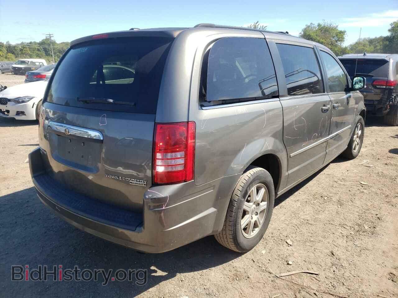 2010 CHRYSLER MINIVAN - VIN: 2A4RR8DX5AR403895 - Фото 4