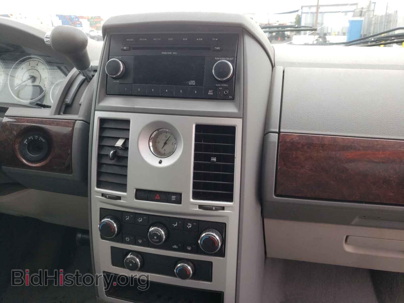 2010 CHRYSLER MINIVAN - VIN: 2A4RR4DE0AR122448 - Фото 9