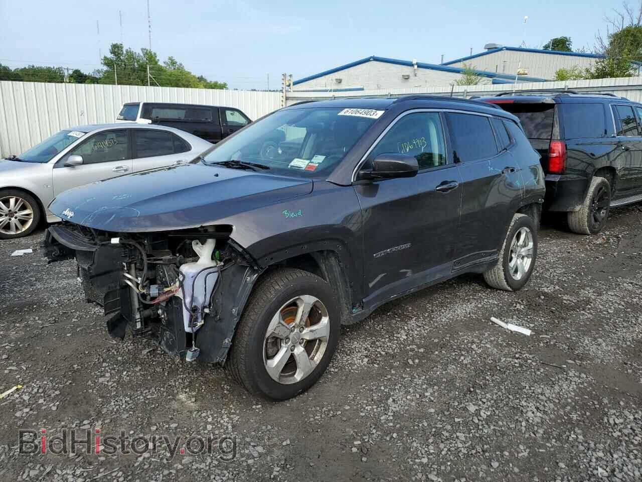 Фотография 3C4NJDBB0JT107577 - JEEP COMPASS 2018