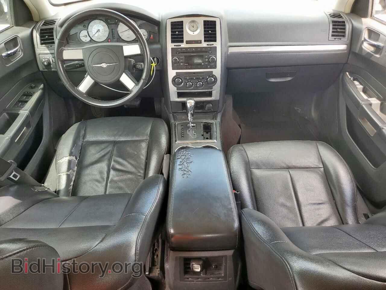 2010 CHRYSLER 300 - VIN: 2C3CA5CV7AH307018 - Фото 8
