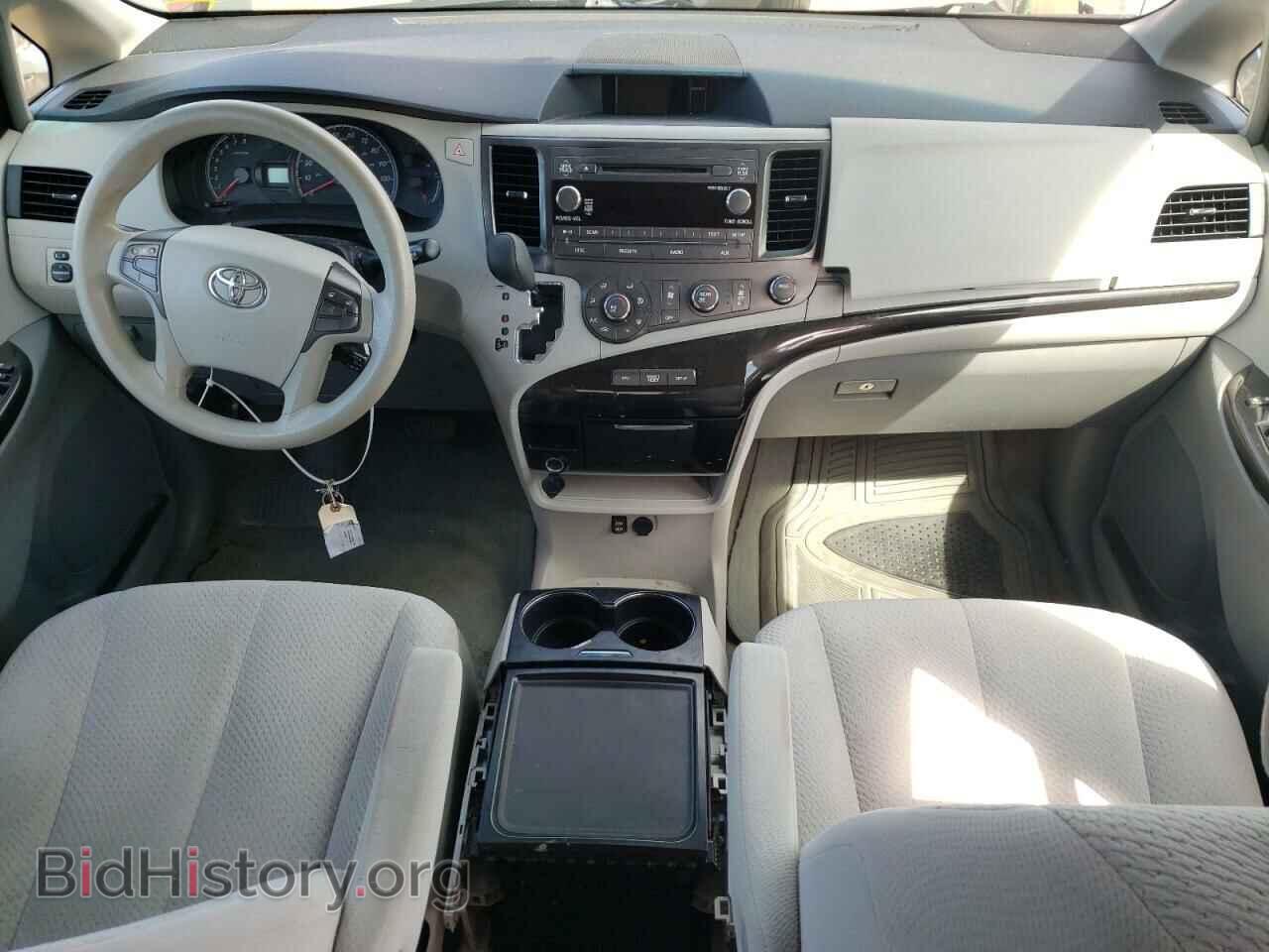 2012 TOYOTA All Models - VIN: 5TDKK3DC8CS258874 - Фото 8