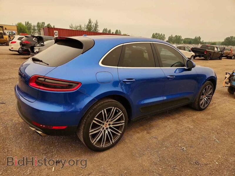 2016 Porsche MACAN (VIN WP1AB2A57GLB44771) — photo 3 of 13