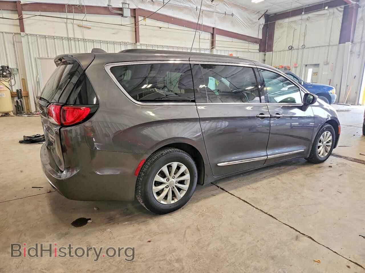 2017 CHRYSLER PACIFICA - VIN: 2C4RC1BG3HR621541 - Photo 3