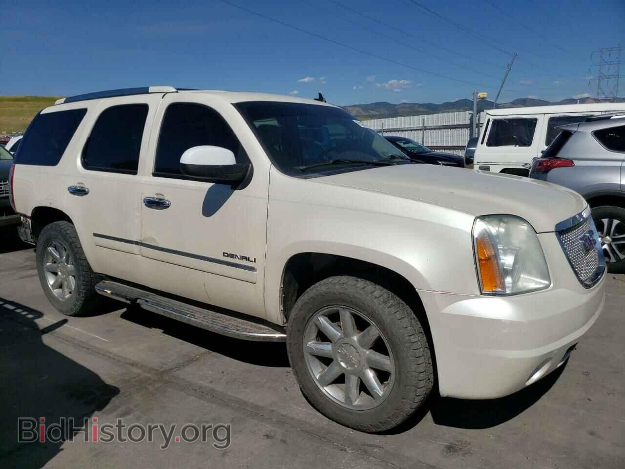 2011 GMC YUKON - VIN: 1GKS2EEFXBR201372 - Фото 4