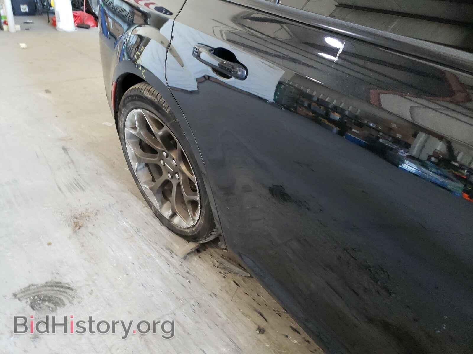 2017 CHRYSLER 300 - VIN: 2C3CCABG6HH667641 - Фото 9