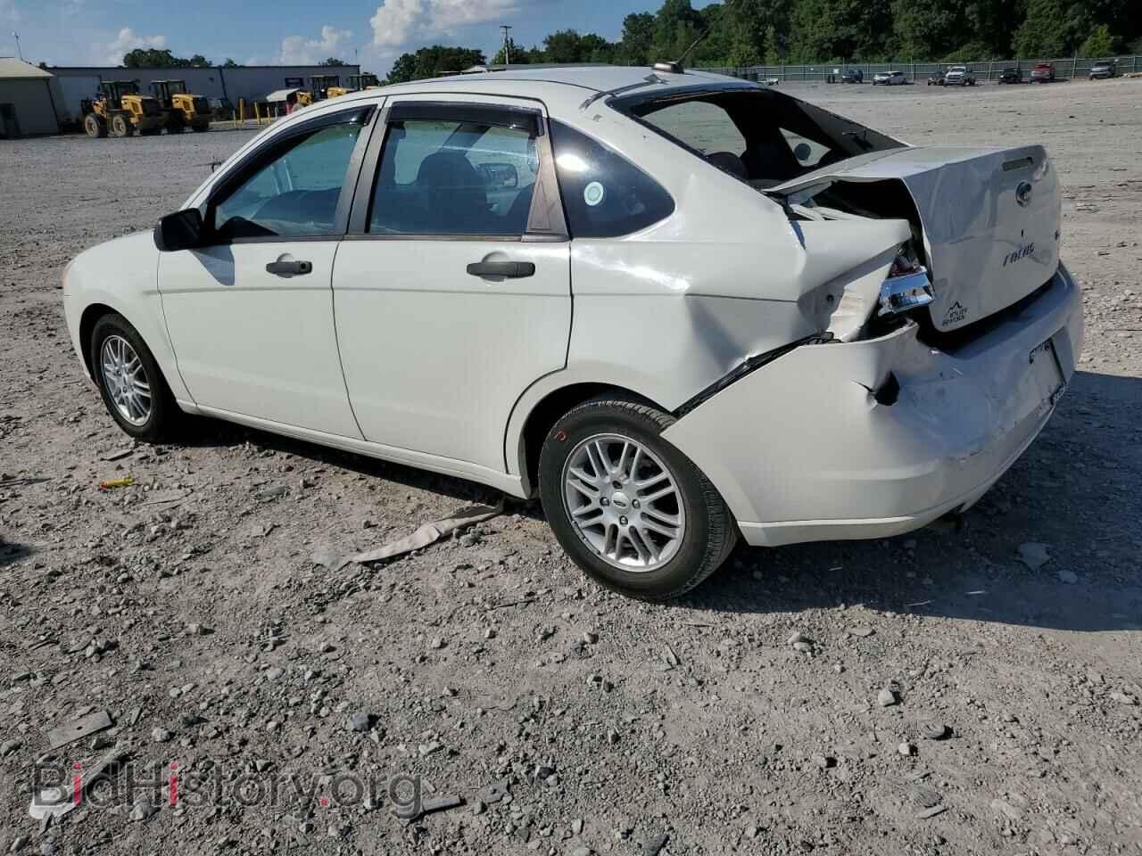 2009 FORD FOCUS - VIN: 1FAHP35N39W242513 - Фото 2