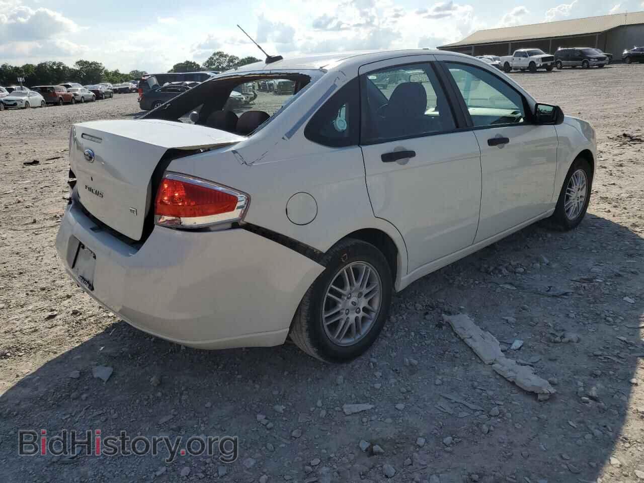 2009 FORD FOCUS - VIN: 1FAHP35N39W242513 - Фото 3