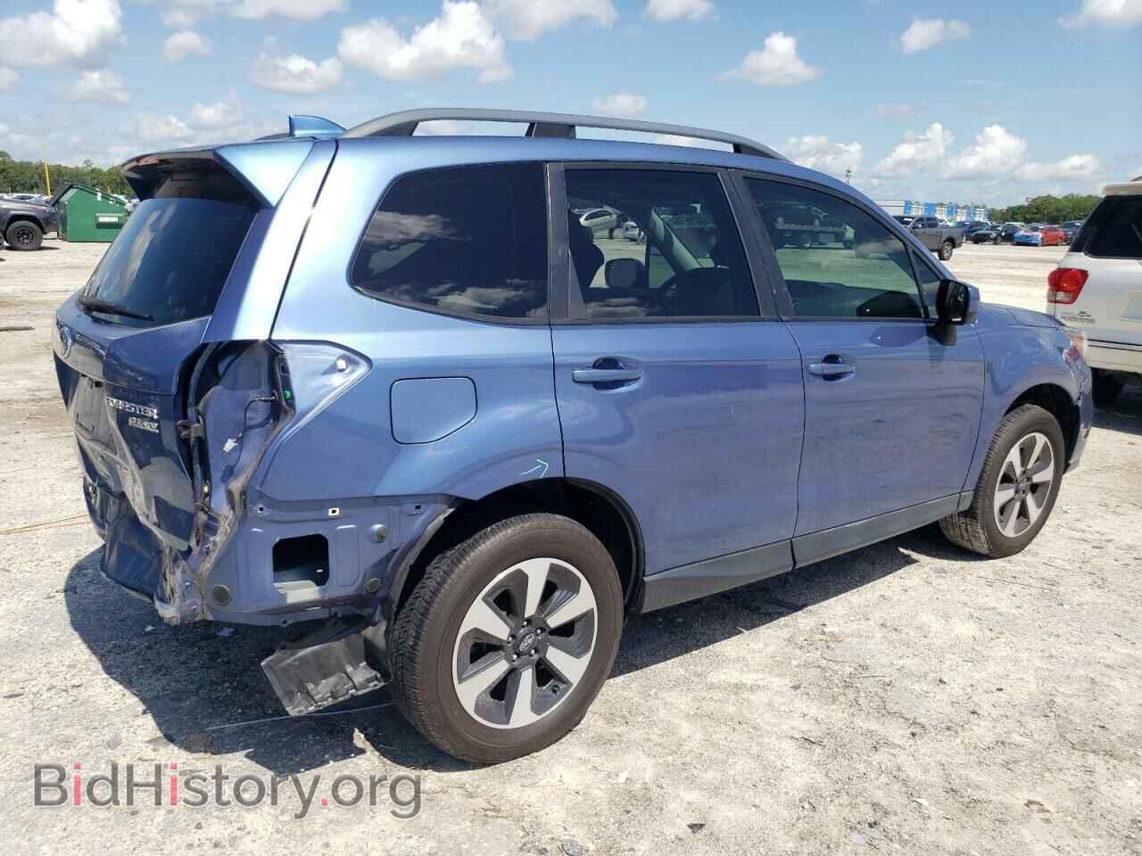2017 SUBARU FORESTER - VIN: JF2SJAEC2HH806032 - Фото 3