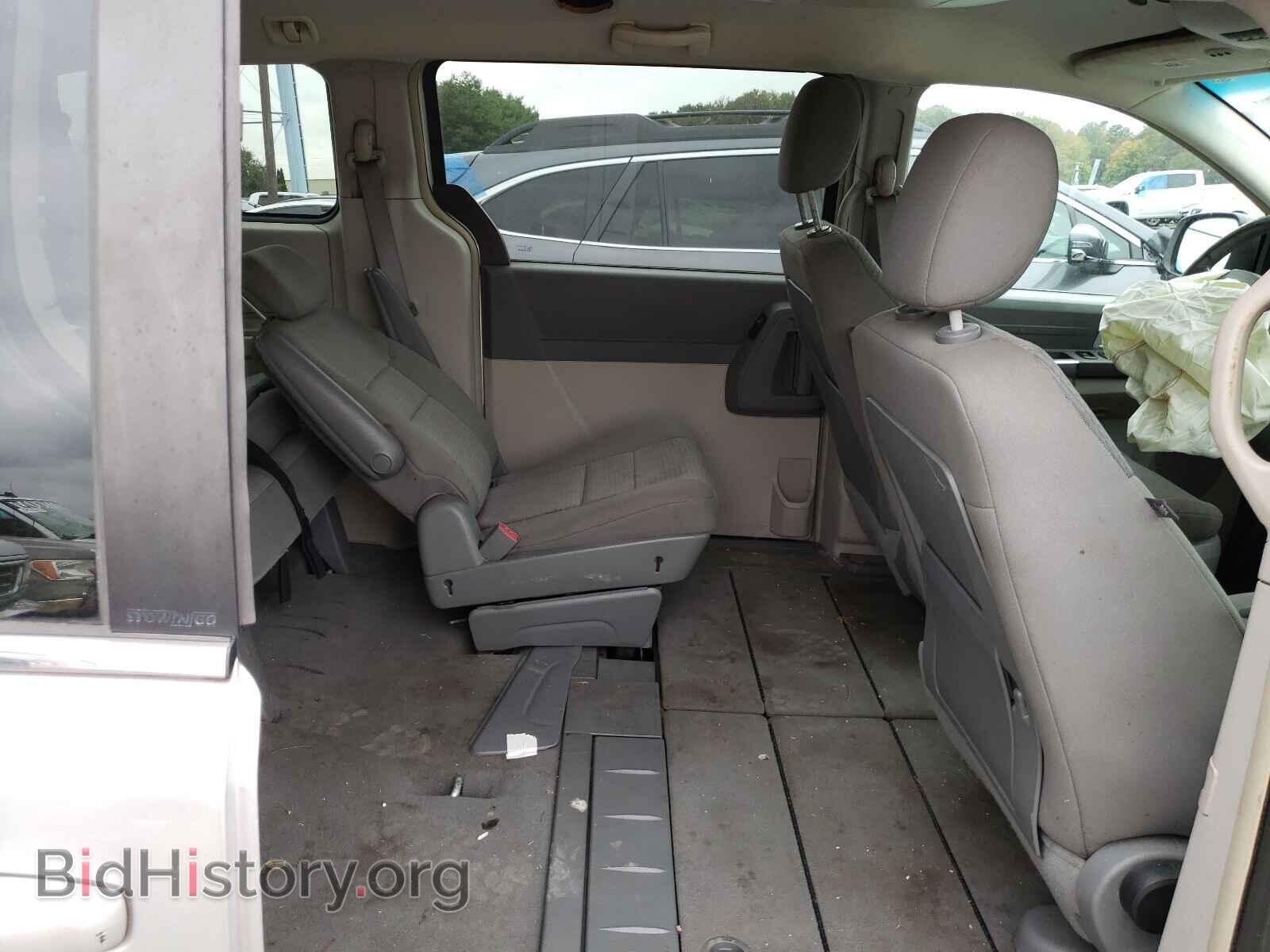2008 CHRYSLER MINIVAN - VIN: 2A8HR54P48R739010 - Фото 6