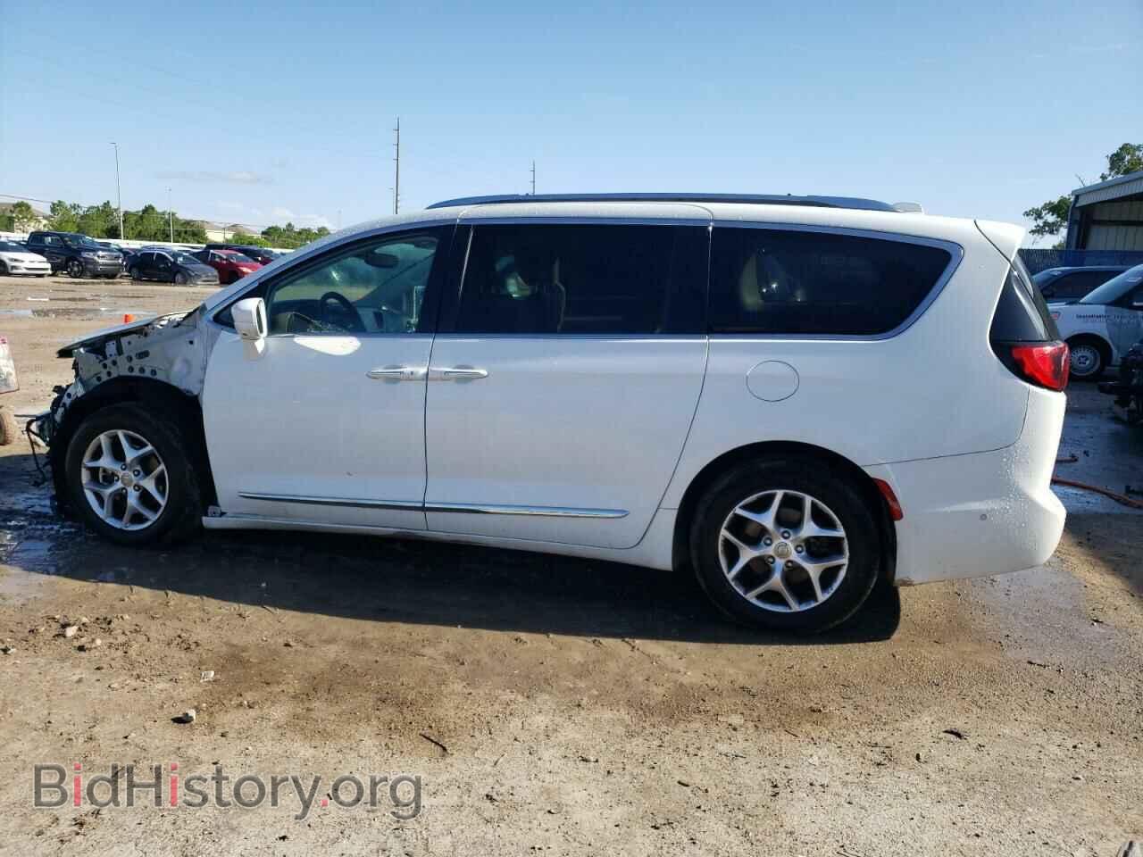 2018 CHRYSLER PACIFICA - VIN: 2C4RC1BG7JR270588 - Фото 2