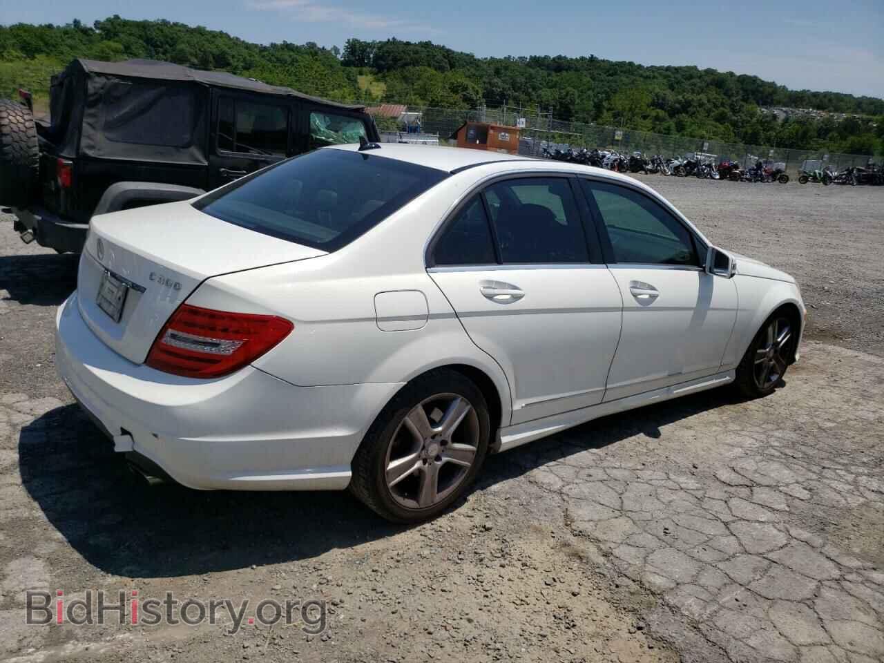 2014 MERCEDES-BENZ C-CLASS - VIN: WDDGF8AB7EA937706 - Фото 3
