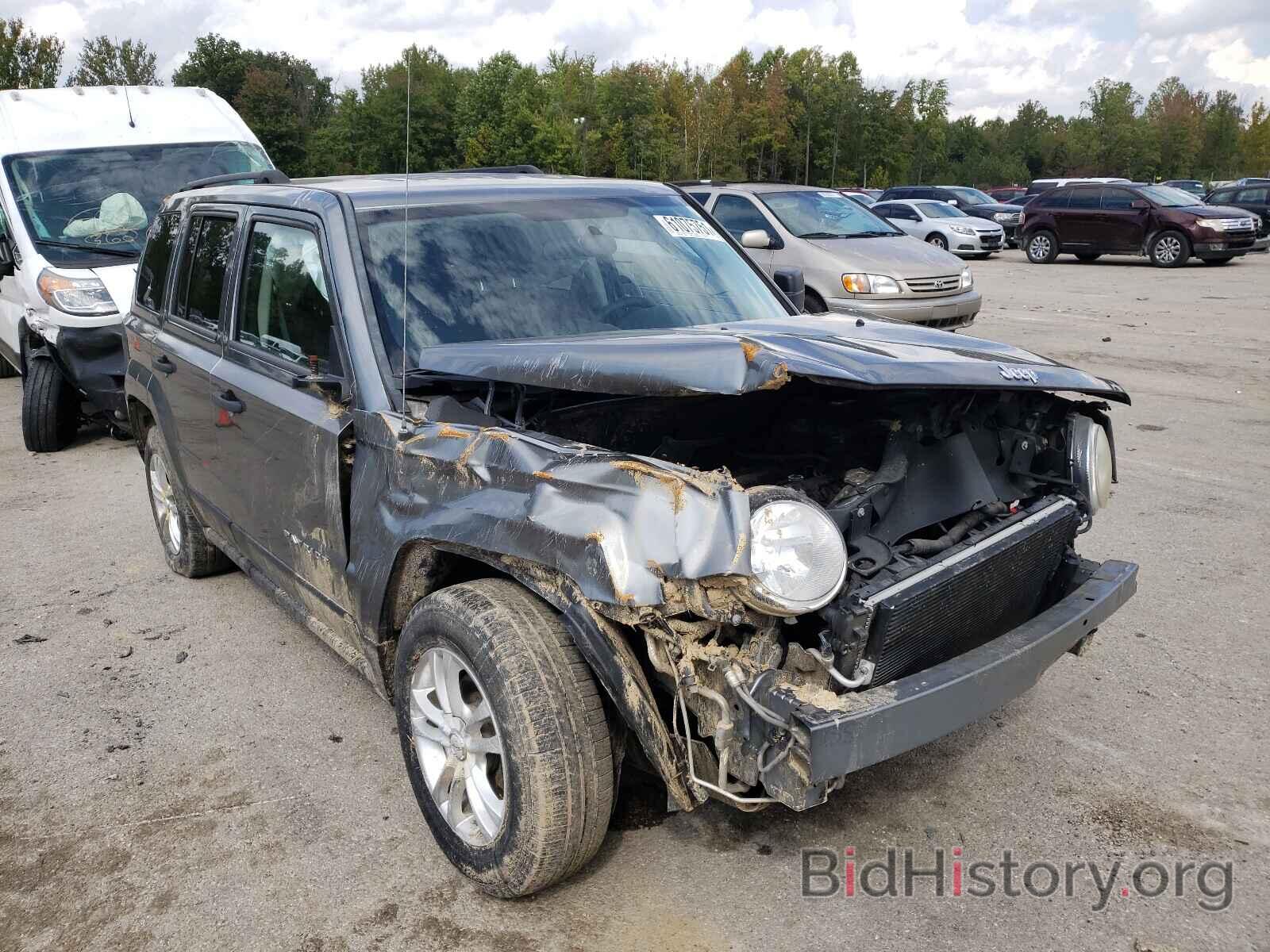 Photo 1C4NJPBAXCD586849 - JEEP PATRIOT 2012