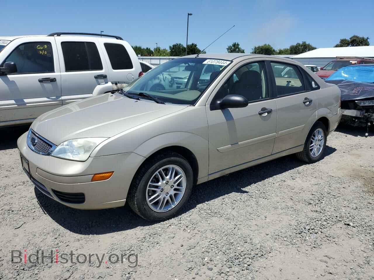 Photo 1FAFP34N67W122033 - FORD FOCUS 2007