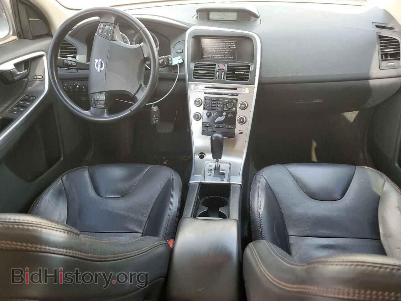 2010 VOLVO XC60 - VIN: YV4992DZ2A2035577 - Фото 8