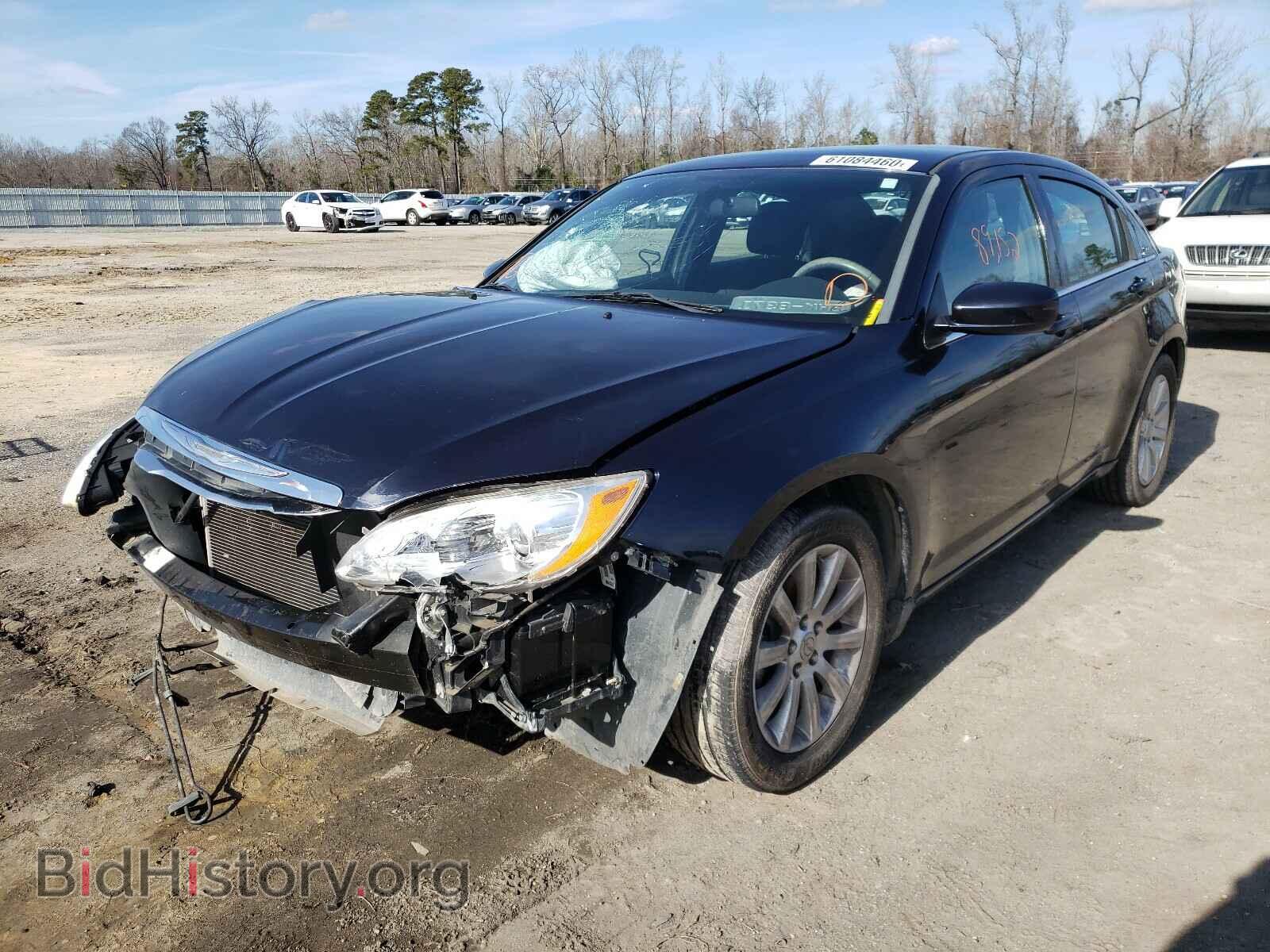 2012 CHRYSLER 200 - VIN: 1C3CCBBB8CN235028 - Фото 2