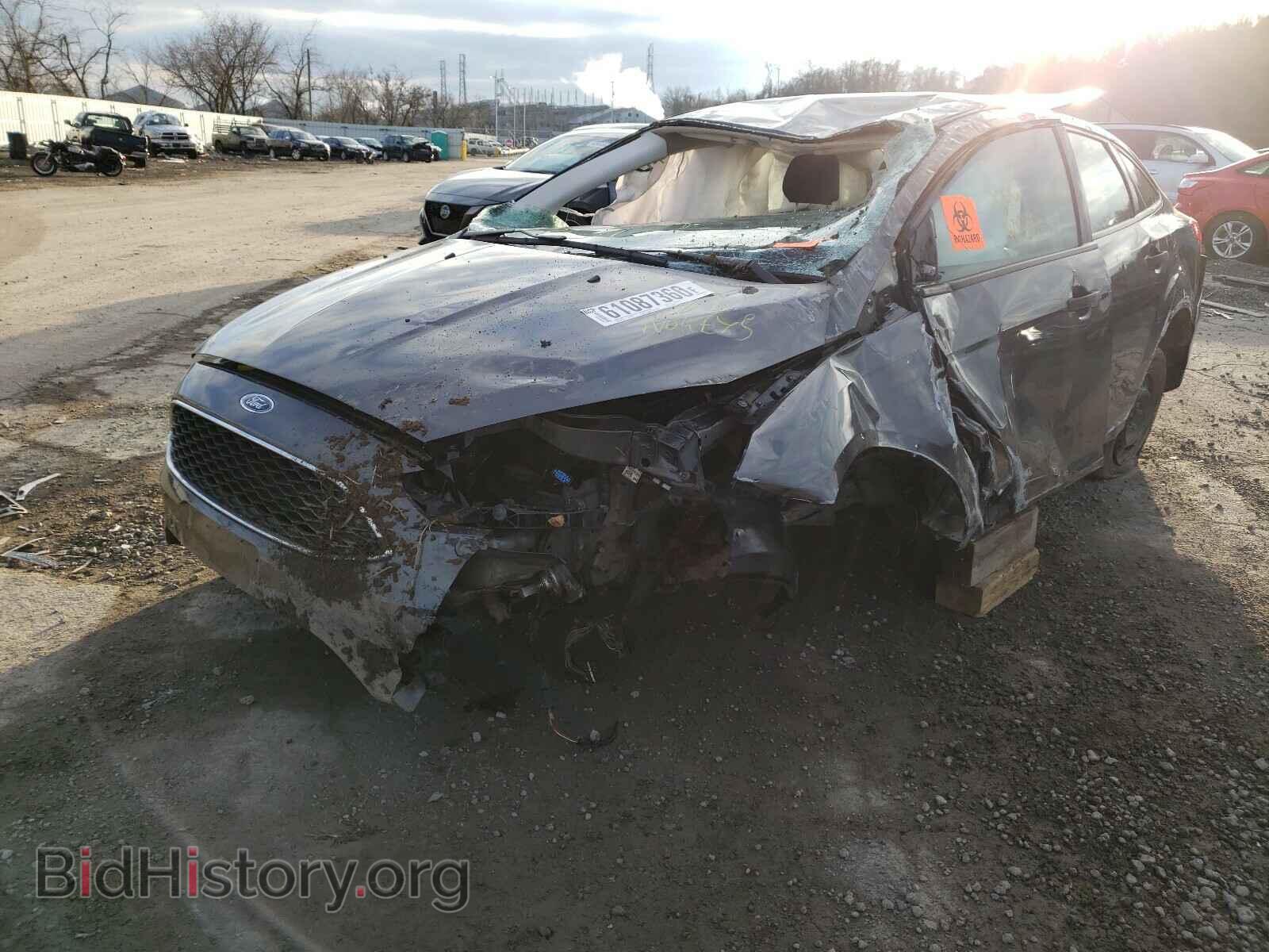2017 FORD FOCUS - VIN: 1FADP3E22HL262935 - Photo 2