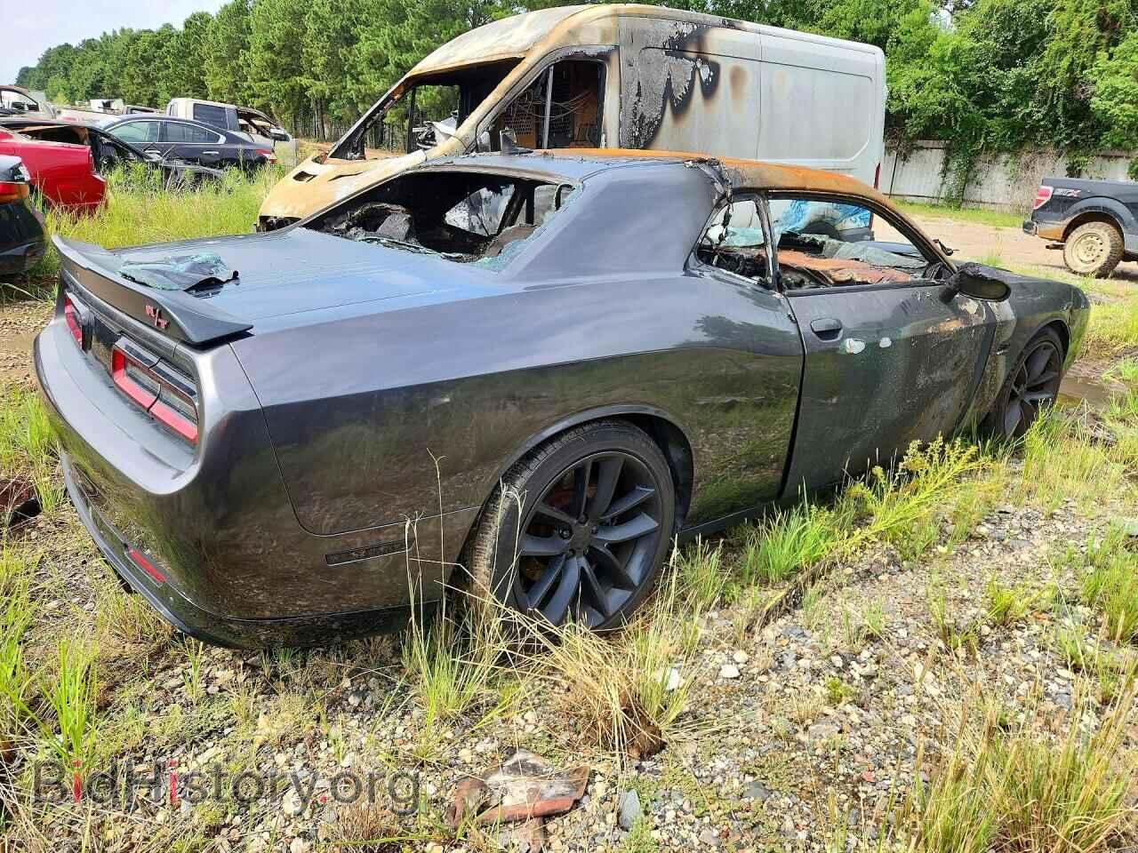 2018 DODGE CHALLENGER - VIN: 2C3CDZBT0JH175329 - Photo 3